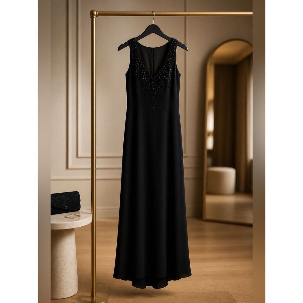 BLACK DRESS VINTAGE JONES NEW YORK FULL LENGTH WITH EMBELLISHED BODICE SIZE 4